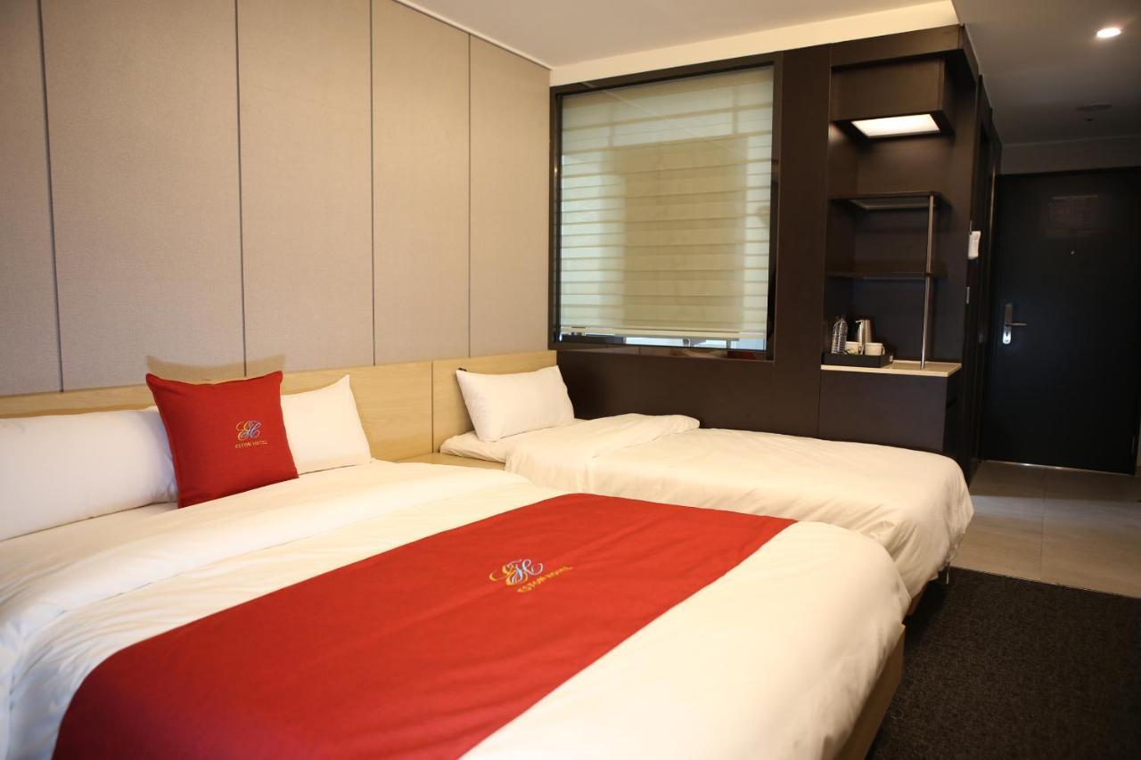 Chuncheon Eston Hotel Екстериор снимка