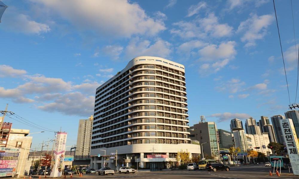 Chuncheon Eston Hotel Екстериор снимка