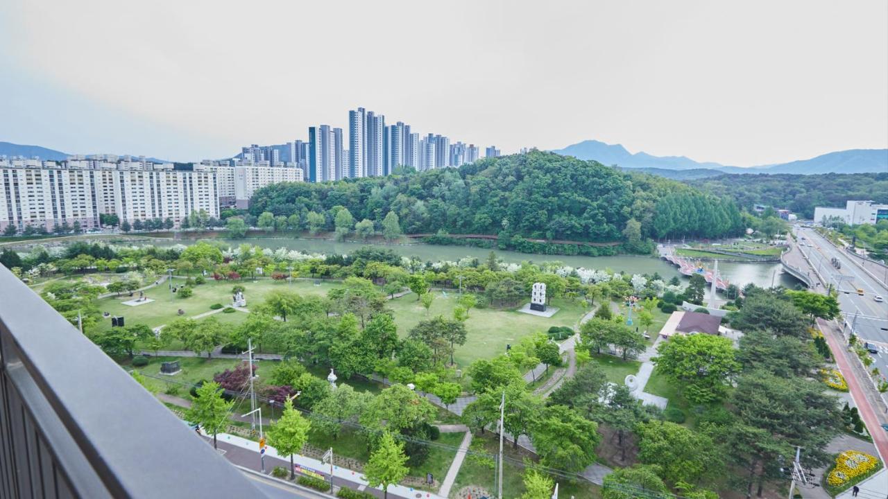 Chuncheon Eston Hotel Екстериор снимка